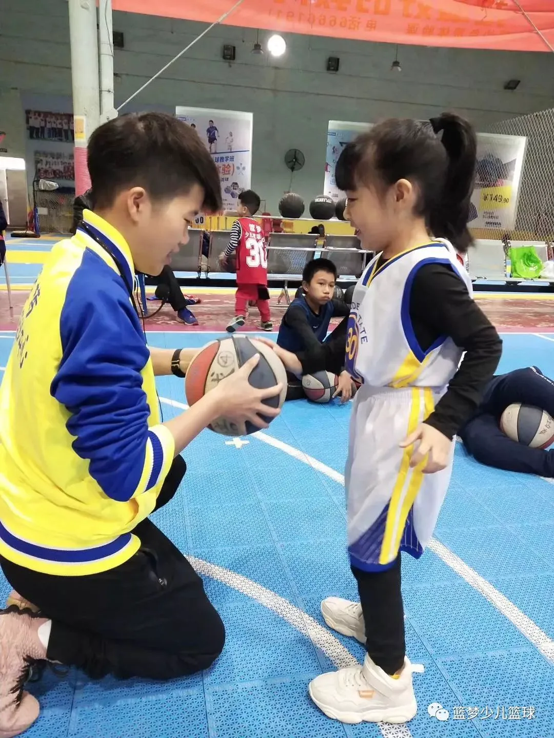 青少年学生篮球训练营发言稿_2